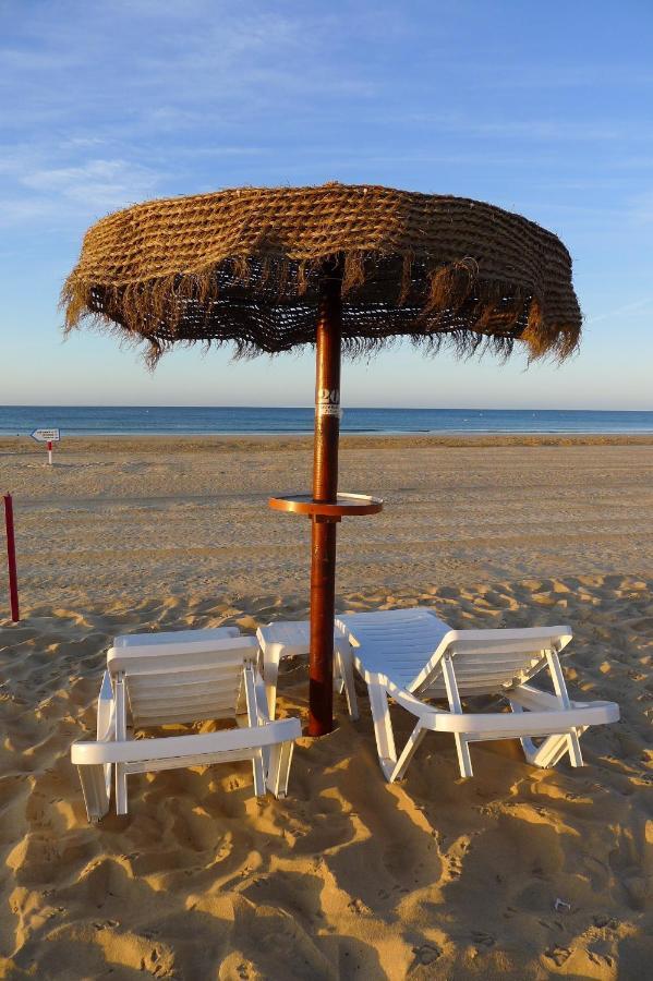 Monte Gordo Beach Flat With Balcony Exterior foto